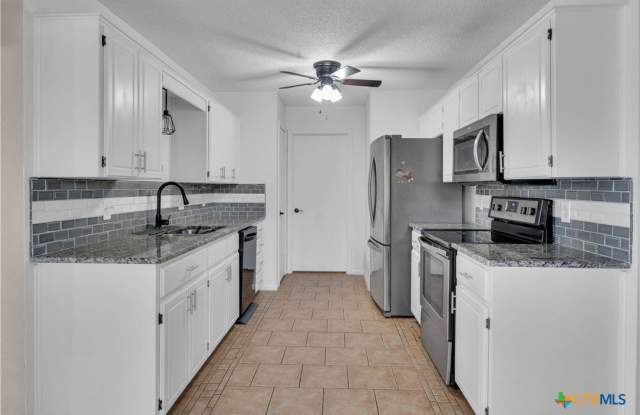 3209 Windfield Drive Gallery 2