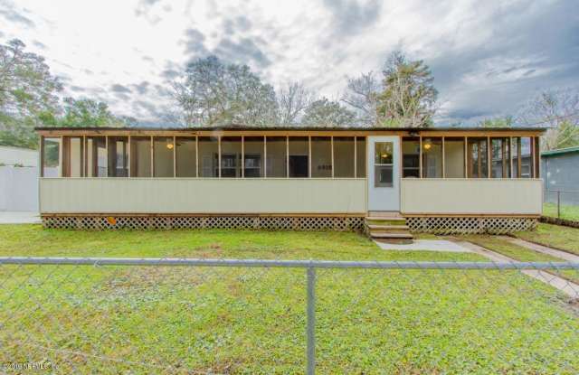 8918 MONROE AVE - 8918 Monroe Avenue, Jacksonville, FL 32208