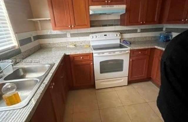 2726 NW 131st St photos photos 2726 NW 131st St photos photos