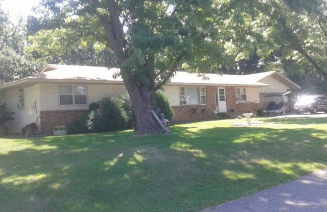 12325 Hanson Blvd Nw - 12325 Hanson Boulevard Northwest, Coon Rapids, MN 55448