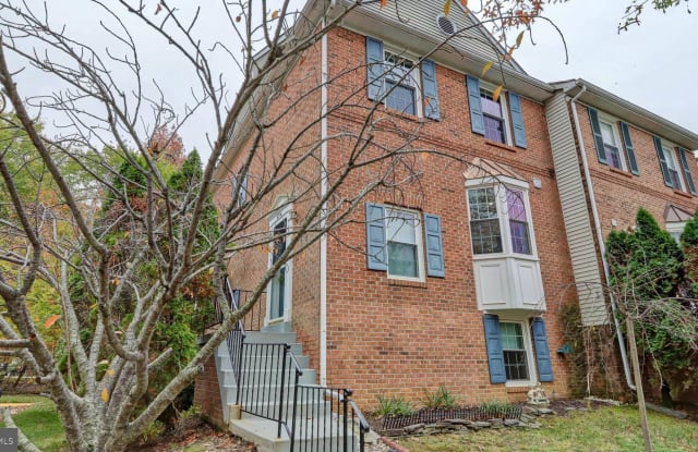 6714 MOCKINGBIRD WOODS COURT - 6714 Mockingbird Woods Court, Newington, VA 22079