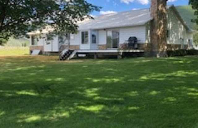 1536 West 3000 South - 1536 W 3000 S, Daniel, UT 84032
