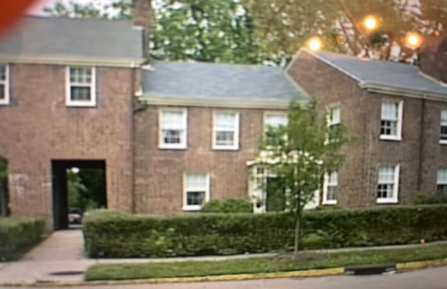 3931 Plainville - 3931 Plainville Road, Mariemont, OH 45227