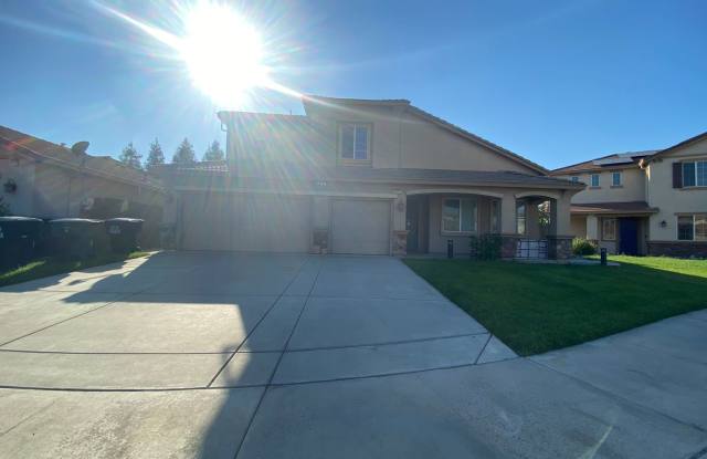 Big beautiful Home for rent in Visalia, Ca photos photos