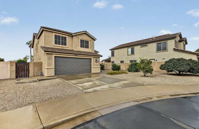 5 Bedroom 3 Bathroom Santa Rita Ranch Poolside Retreat Gallery 4