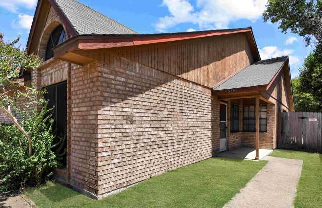 5209 Canyon Creek Dr Gallery 3