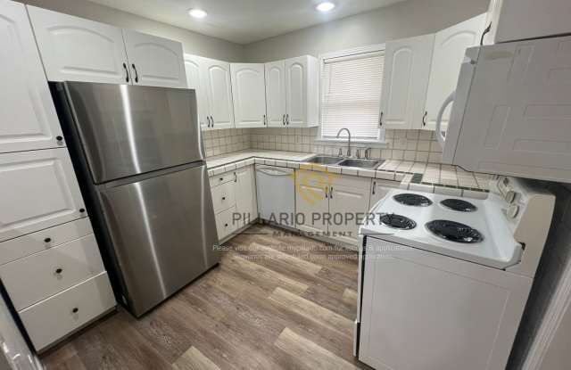 Cozy 1-Bedroom Home Near Speedway, Available NOW! Gallery 3