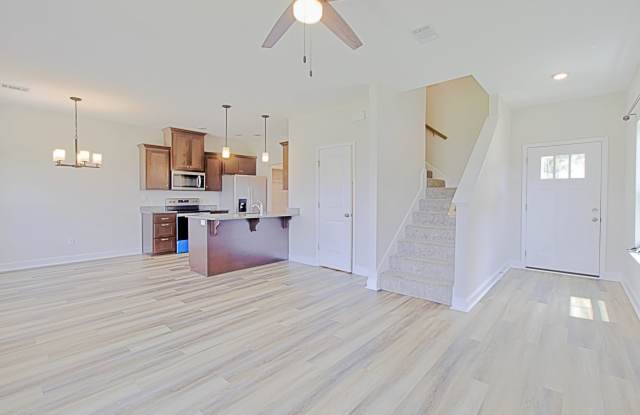 803 Abode Avenue Gallery 4