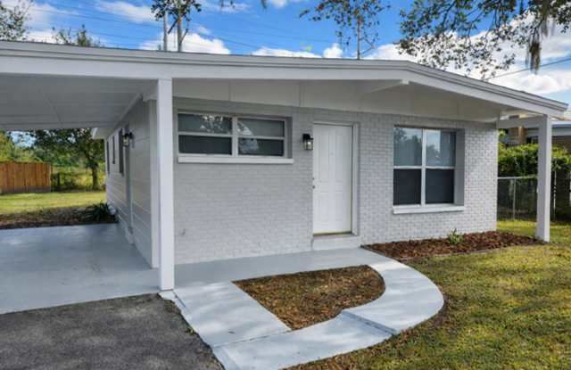 Refreshed and Beautiful 3/1 Move In Ready NOW! - 2912 Sample Loop, Palm River-Clair Mel, FL 33619