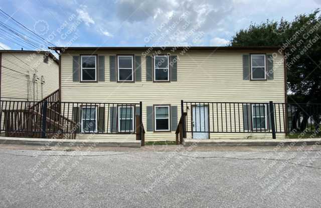 1019 Advance St - 1019 Advance Street, San Marcos, TX 78666