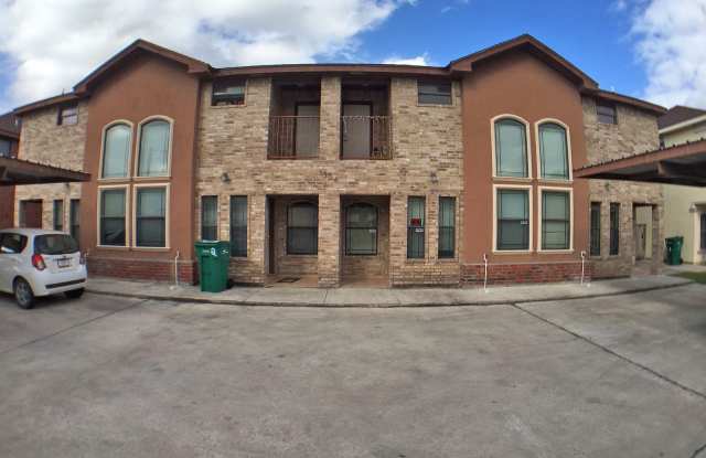 1304 W Fig Ave photos photos