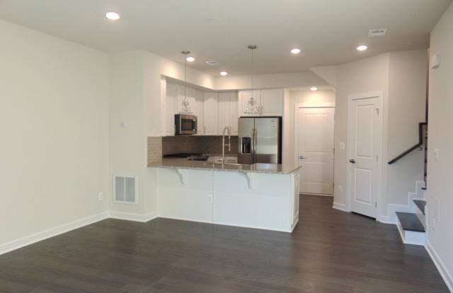 44638 PROVINCETOWN DR Gallery 2