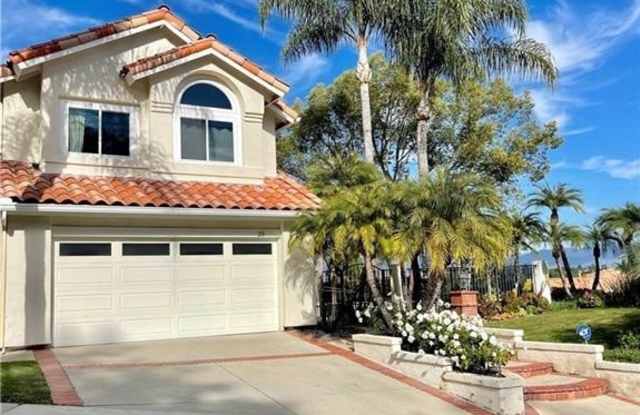 25 Vista Firenze - 25 Vista Firenze, Laguna Hills, CA 92653