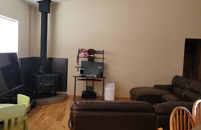 1349 Brooktrout Dr Gallery 3