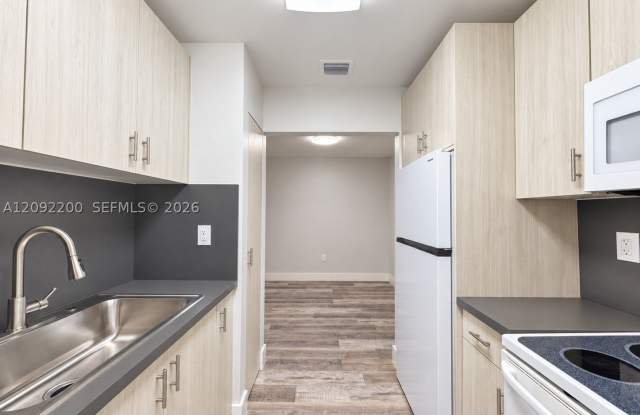 6206 SW 136th Ct Gallery 1