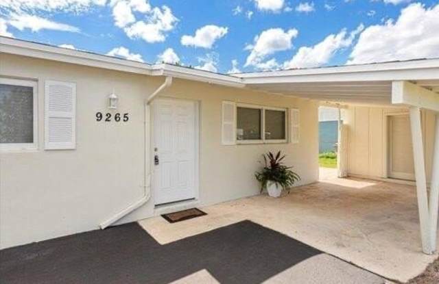 9265 Bloomfield Drive photos photos