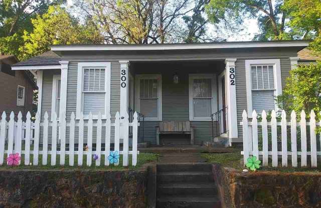 302 W Bryan St photos photos