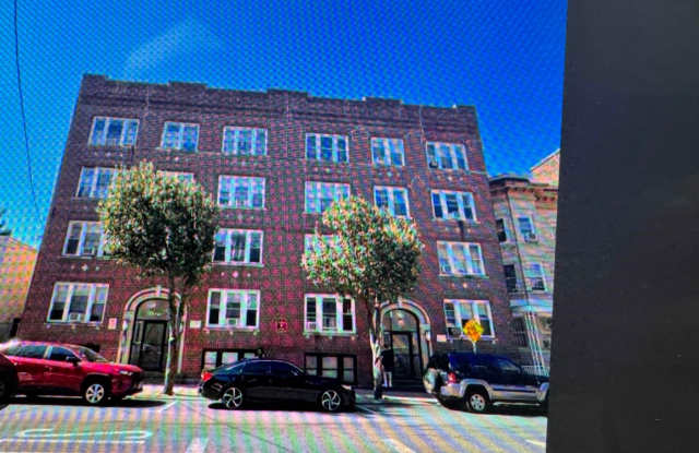 5105 HUDSON AVE photos photos