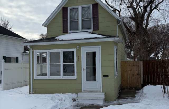 516 Oak Street photos photos