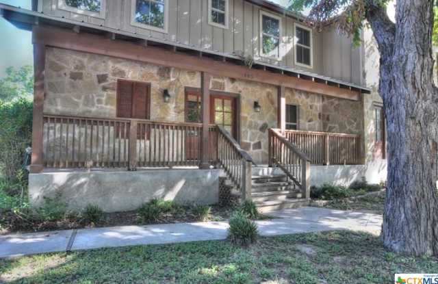 185 Cross River Street Gallery 4