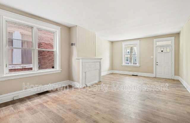 1814 Boas St Gallery 4
