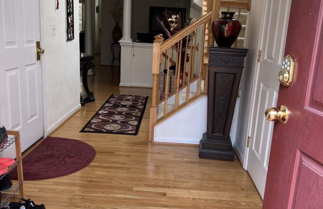 7628 Buckland Place Gallery 3