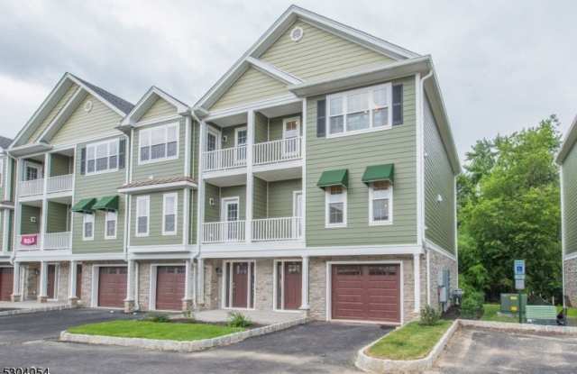 21 Chaz Way - 21 Chaz Way, Essex County, NJ 07004