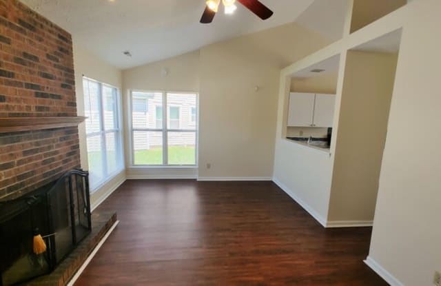 6679 Cobden Court Gallery 3