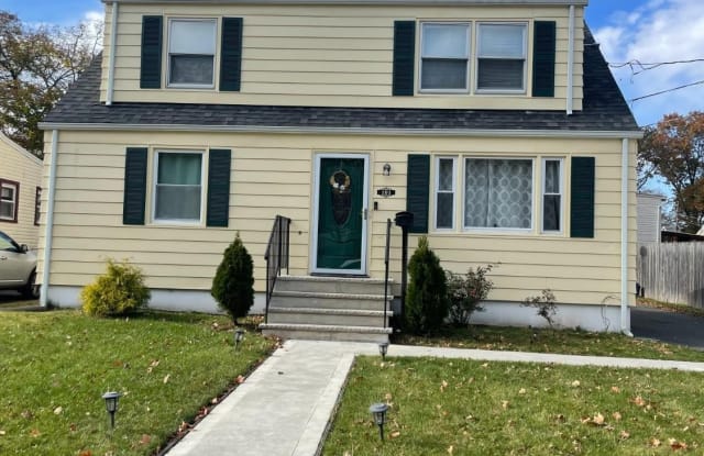 101 Elmhurst Avenue - 101 Elmhurst Avenue, Iselin, NJ 08830