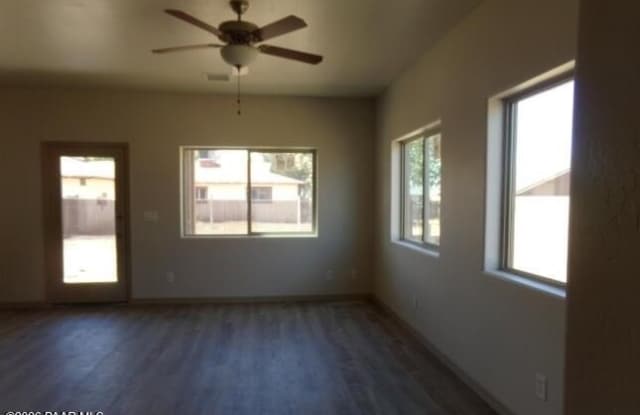 2924 N Yavapai Road Gallery 3
