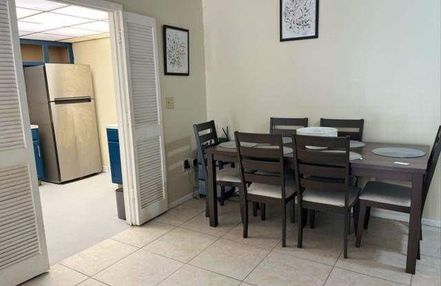 4160 Inverrary Drive photos photos