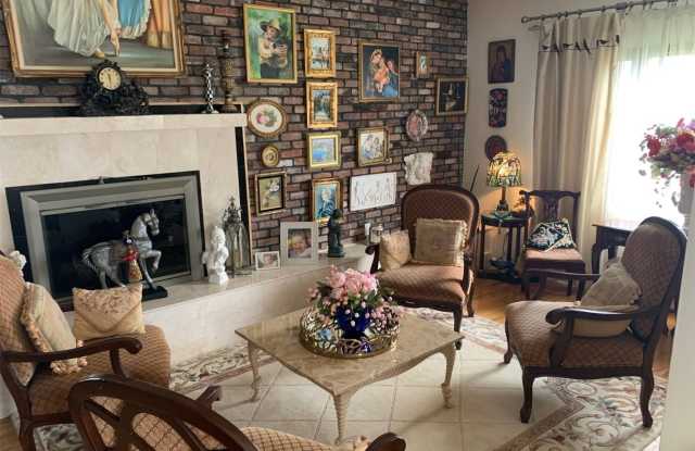 49 Edgewood Road Gallery 2