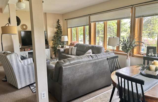 406 Park Avenue North - 4 Gallery 2