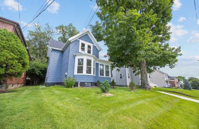 6832 Kenton Avenue Gallery 2