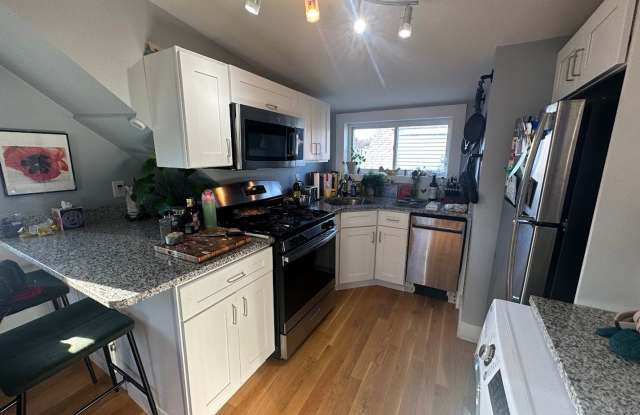 Inman Sq Somerville 2bed / 1bath with laundry in unit - no broker fee - Sept 2026 move in photos photos