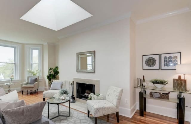 520 E Street NEUnit 402 - 520 E Street Northeast, Washington, DC 20002
