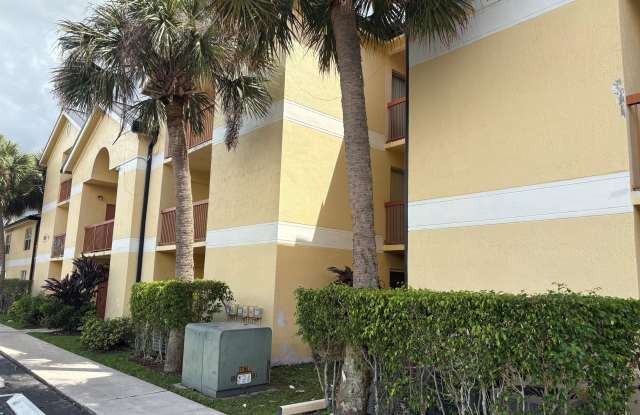 7610 Westwood Drive unit: 106 photos photos