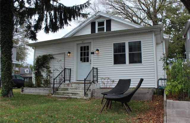 60 Iroquois Road - 60 Iroquois Road, Stamford, CT 06902