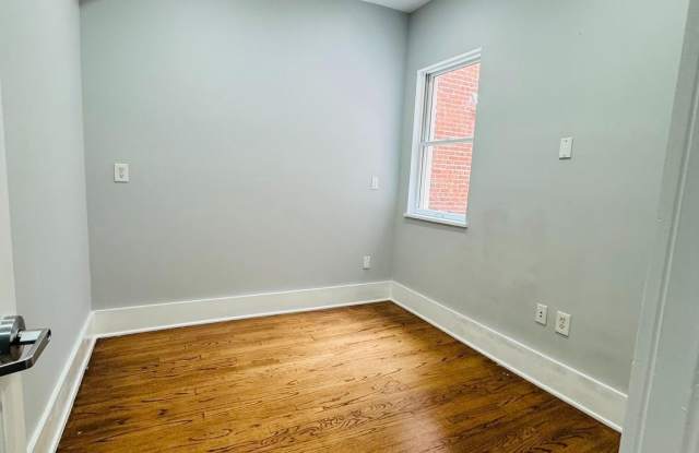 525 2ND Street NE Gallery 4
