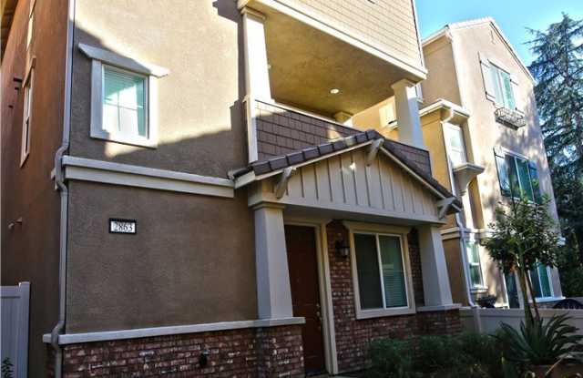 2863 Cedar Lane Gallery 2