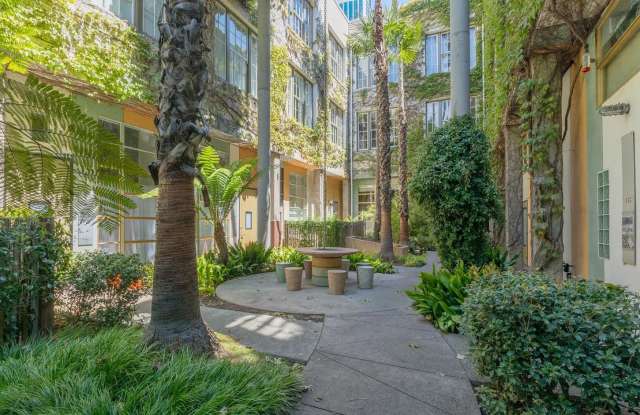 229 8th St Apt 3 photos photos