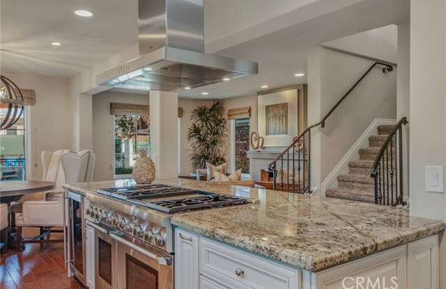 107 Via San Remo photos photos