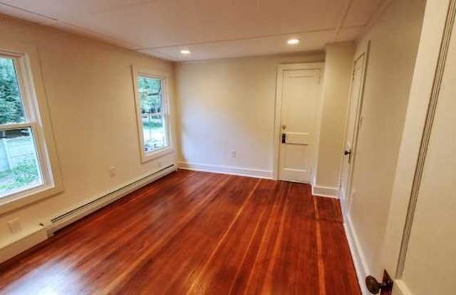 108 OLD POST RD Gallery 3