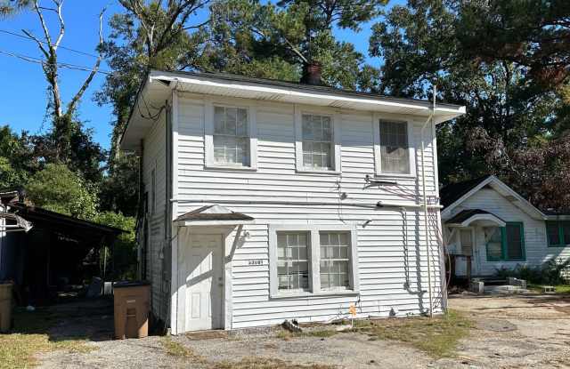 Charming 2 Bedroom, 2 Bathroom Home – Freshly Updated  Move-In Ready! photos photos