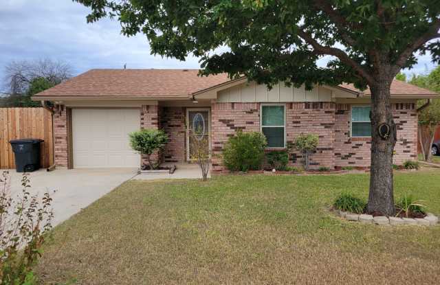 3bd/2ba house close to major shopping, restaurants, and Ft. Hood! photos photos