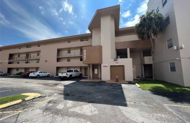 8887 Fontainebleau Blvd photos photos