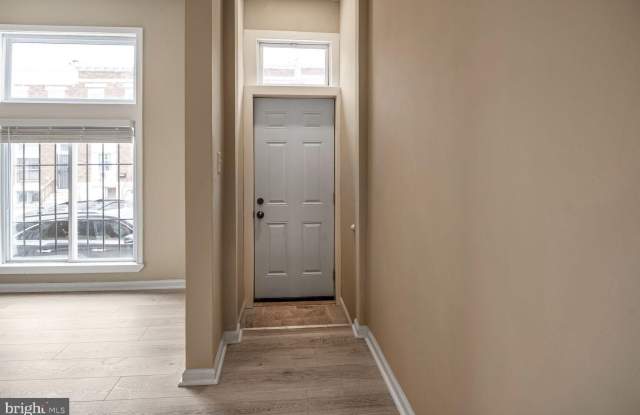 1684 DARLEY AVENUE photos photos