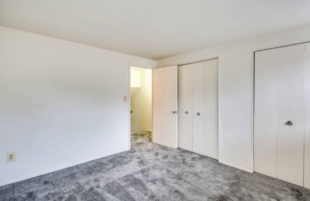 Bright Meadows photos photos