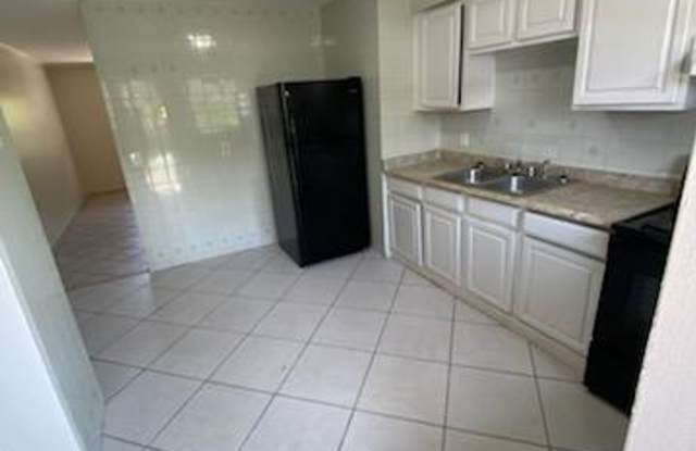 325 W Merritt Avenue photos photos