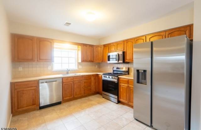 247 Shepard Ave - 247 Shepard Avenue, East Orange, NJ 07018